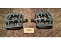 mongoose mountain bike pedals